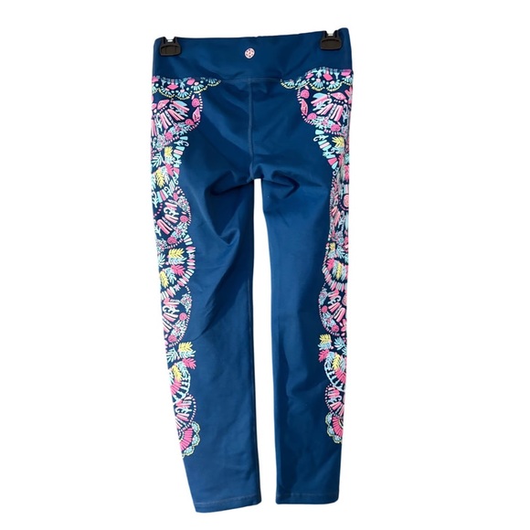 LILLY PULITZER Weekender Leggings in Inky Navy Glow and Flow - Picture 2 of 8